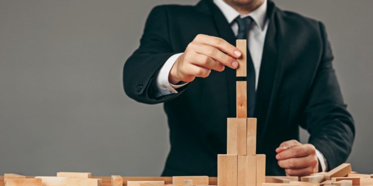 Ricardo K e Reestruturação de Empresas