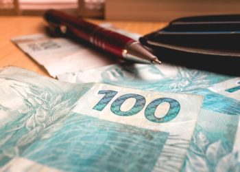 TCE RJ abre concurso para 40 vagas