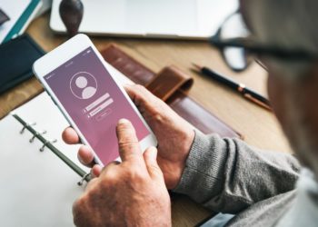 Anatel muda regra de uso do cpf em celulares