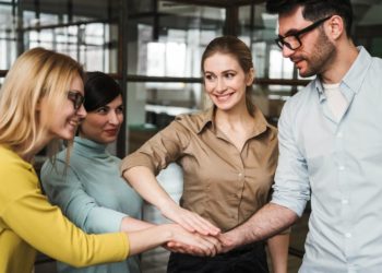 Veja as normas de etiqueta que jamais sairão de moda