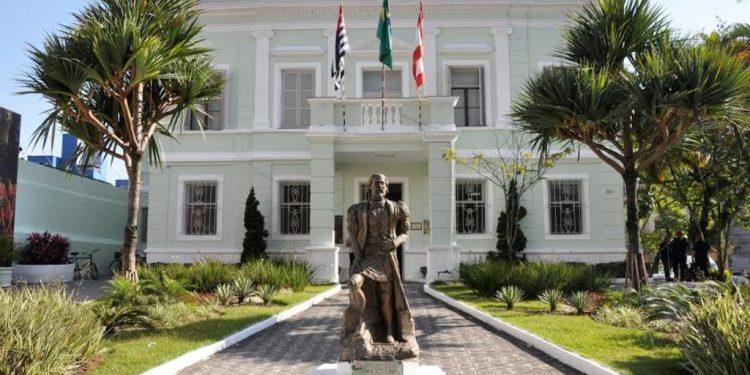 são vicente oferta 195 vagas na área de saúde