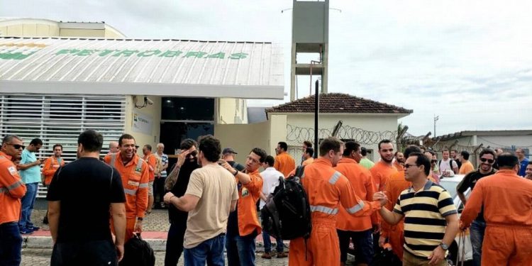greve dos petroleiros é vista como ilegal por tst