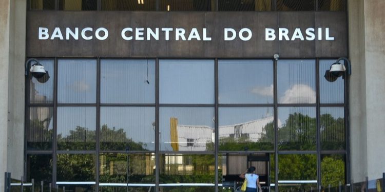tesouro fará leilões extraordinários de títulos públicos