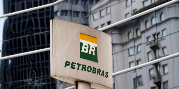 cade autoriza parceria entre BR e golar para distribuição de gnl