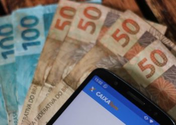 pl cria abono emergencial de um salário mínimo