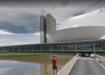 pl prevê proibição de experiência anterior em concursos públicos