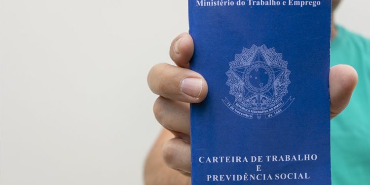 empresas-efetivam-22%-dos-temporários-no-primeiro-semestre-deste-ano