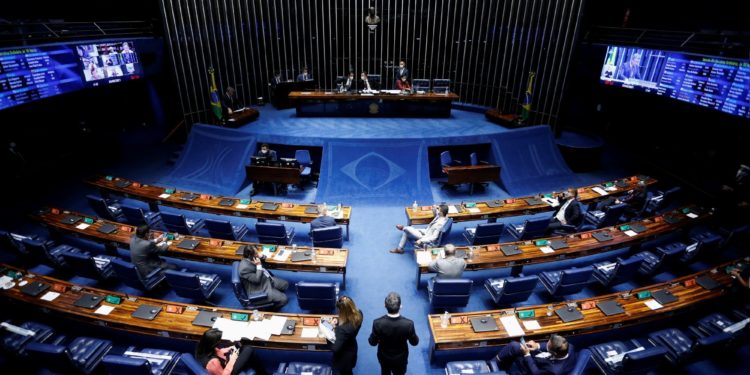 inscrição-de-pequenas-empresas-no-cadin-senado-suspende-projeto