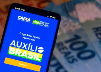 Aumento do Auxílio Brasil
