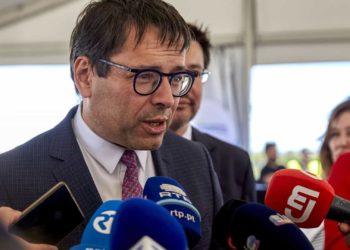 Zero emissões nos aeroportos portugueses