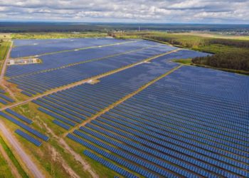 Usina solar na Paraíba está entre as maiores do mundo