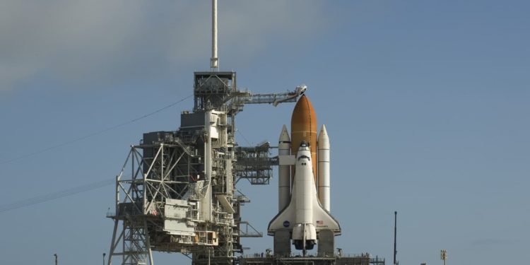 Brasil realiza primeiro lançamento comercial de foguete a partir de Alcântara