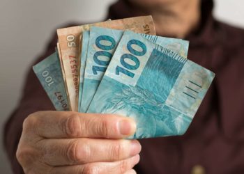 Abono Salarial 2026: consulta começa nesta quinta-feira e pagamentos somam R$ 32,3 bilhões