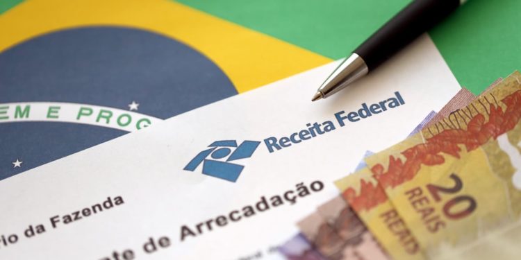 IR 2026 começa com mais de 450 mil declarações entregues na manhã do primeiro dia